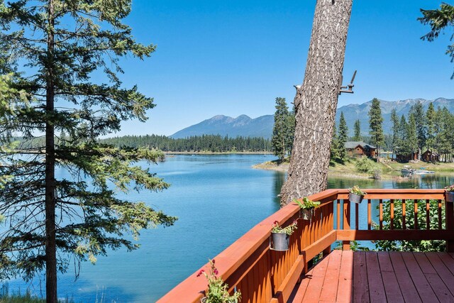 view of water feature featuring a mountain view