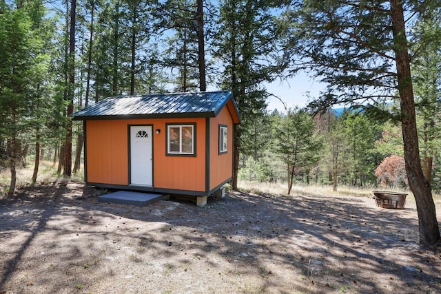 view of outbuilding