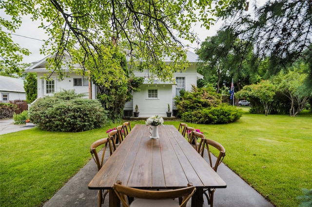 view of patio featuring cooling unit