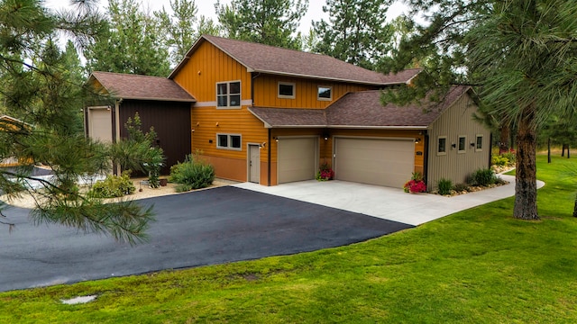 view of front of home with a front yard