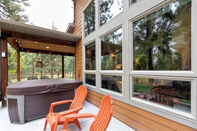 view of sunroom / solarium