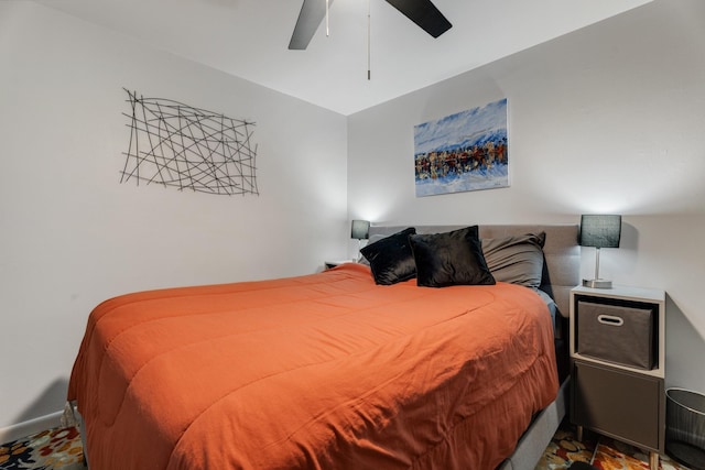 bedroom featuring ceiling fan