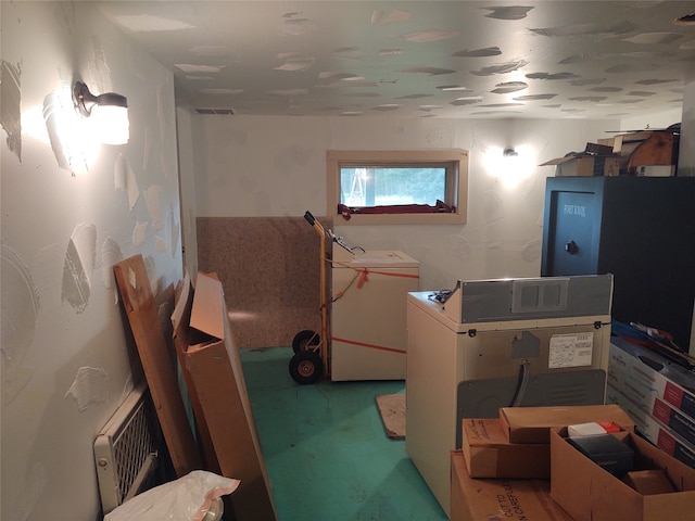 basement with washer / clothes dryer