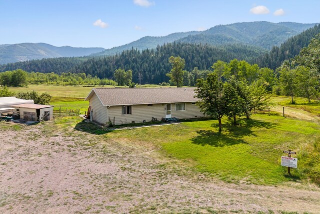 exterior space featuring a rural view