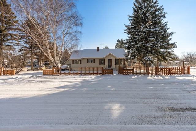 view of front of property featuring a deck