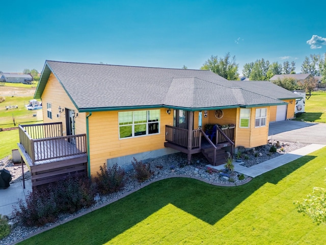 view of front of property with a front lawn and a porch