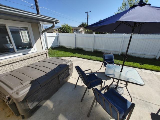 view of patio featuring a fenced backyard