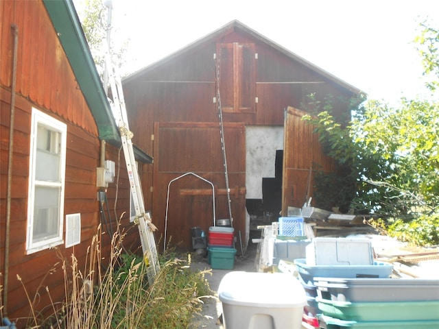 467 Cooper Ln, Hamilton, MT 59840 - view of barn