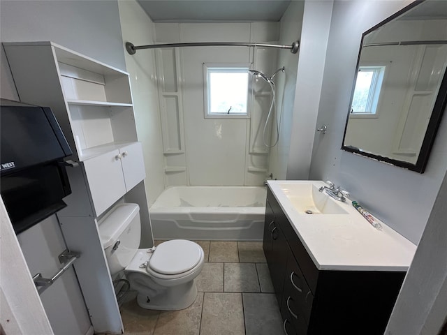 full bathroom with shower / bathtub combination, plenty of natural light, vanity, and toilet