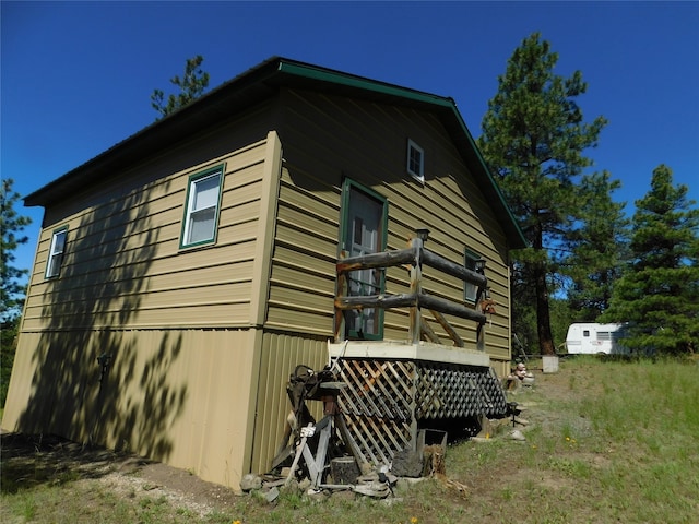 view of home's exterior