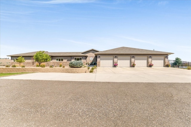 view of front of home featuring a garage