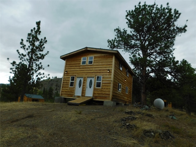 view of front facade