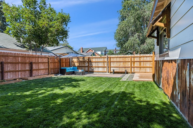 view of yard with a patio