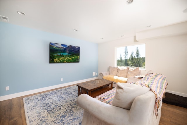 965 Ksanka Foothills Rd, Eureka, MT 59917 - living room with baseboards, visible vents, wood finished floors, and recessed lighting