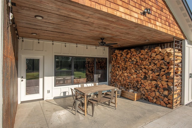 view of patio with ceiling fan