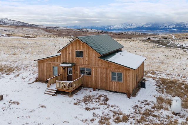 exterior space with a mountain view