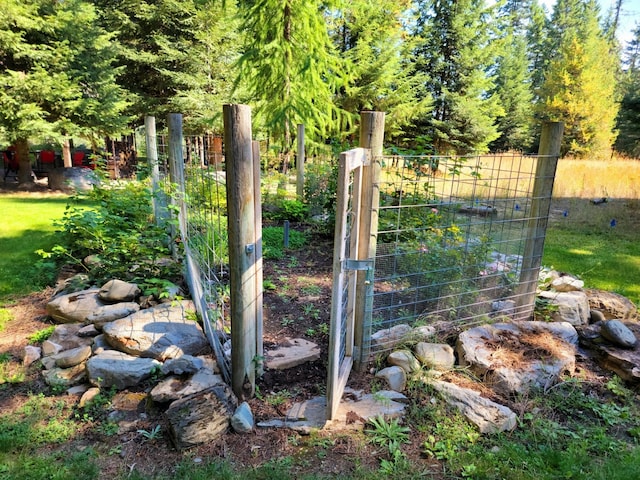 exterior space with fence