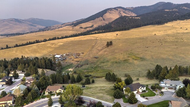 Listing photo 3 for 6222 Hillview Way, Missoula MT 59803