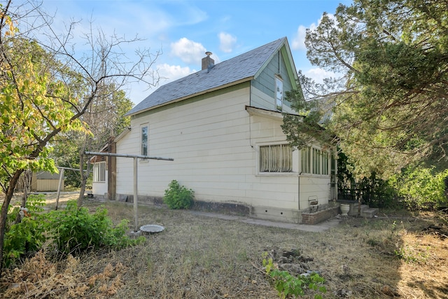 view of side of property