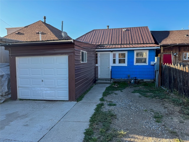 view of front of home featuring a garage