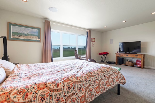 view of carpeted bedroom