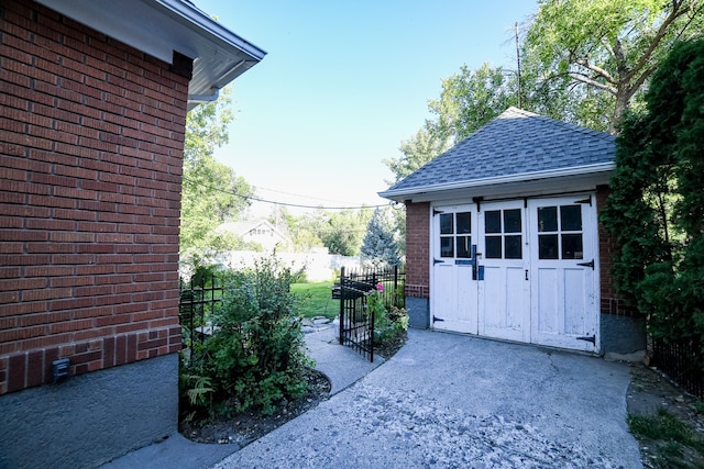 view of outdoor structure