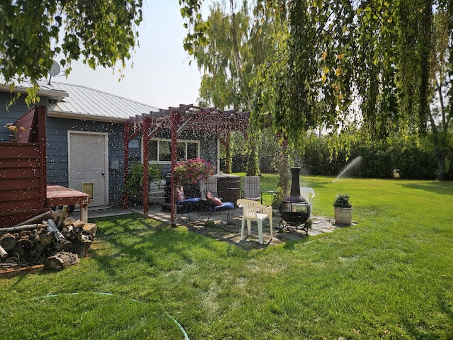 view of yard with a patio