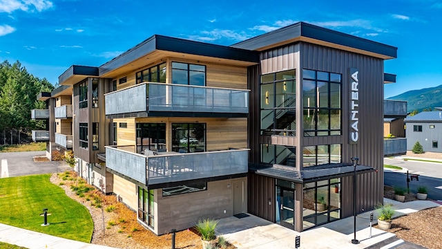 86 Serpentine Cir Unit 203, Whitefish, MT 59937