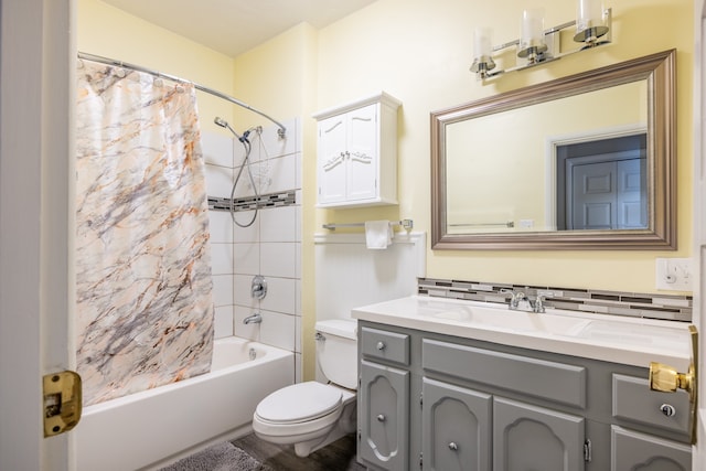 full bathroom featuring shower / bath combo with shower curtain, wood-type flooring, vanity, and toilet