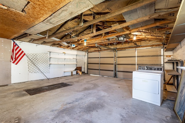 garage featuring washer / clothes dryer