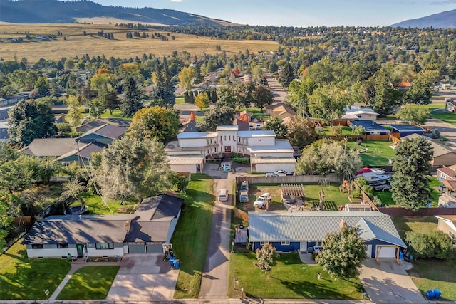 bird's eye view featuring a mountain view