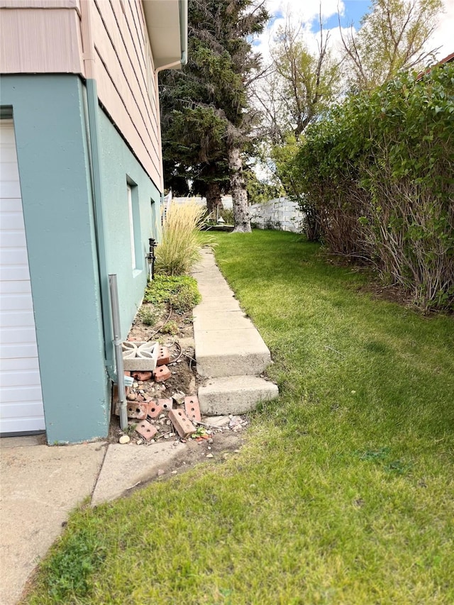 233 4th Ave SW, Cut Bank, MT 59427 - view of grassy yard