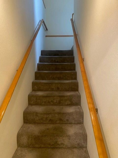 2417 S 3rd St W, Missoula, MT 59801 - view of staircase