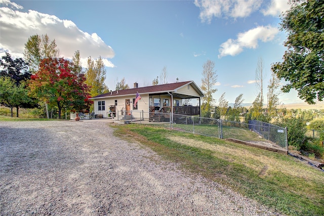 view of front of property