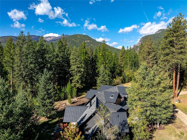 bird's eye view with a mountain view