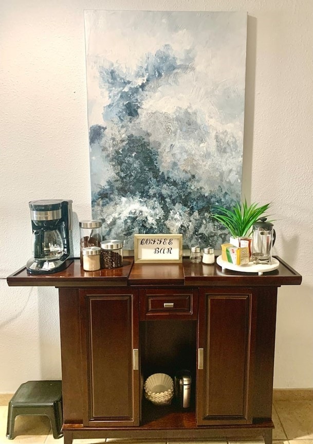 180 Vista Ln Unit 258, Bigfork, MT 59911 - bar area with light tile patterned flooring and baseboards