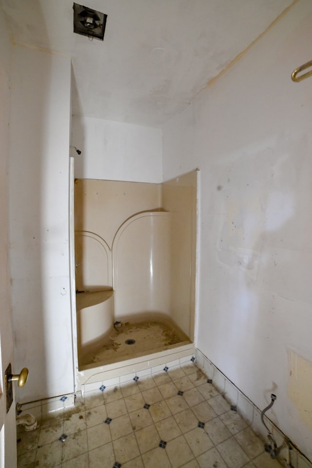 bathroom with walk in shower