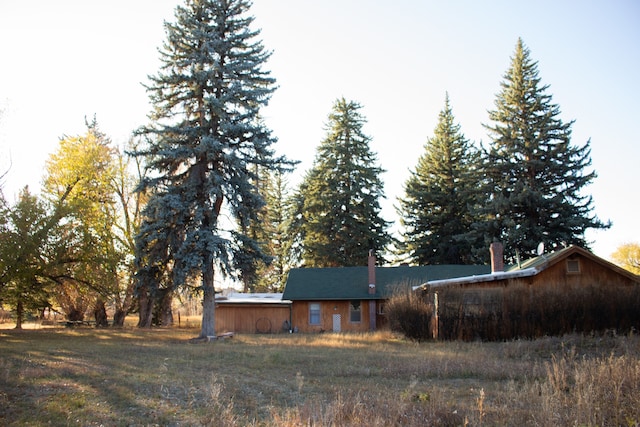 view of home's exterior