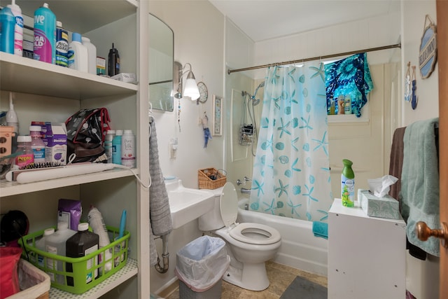 bathroom with toilet and shower / tub combo