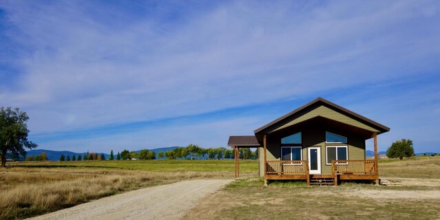 72 River Ct N, Eureka, MT 59917 - exterior space with a deck