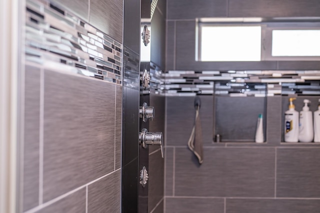 44 Copper Ridge Rd, Trout Creek, MT 59874 - full bath featuring plenty of natural light and tiled shower