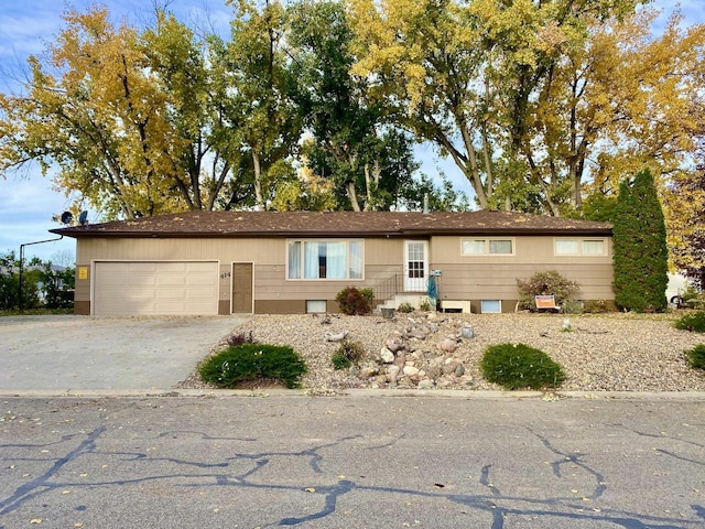 414 2nd St W, Chester, MT 59522 - single story home with a garage and driveway