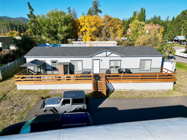 view of front of house