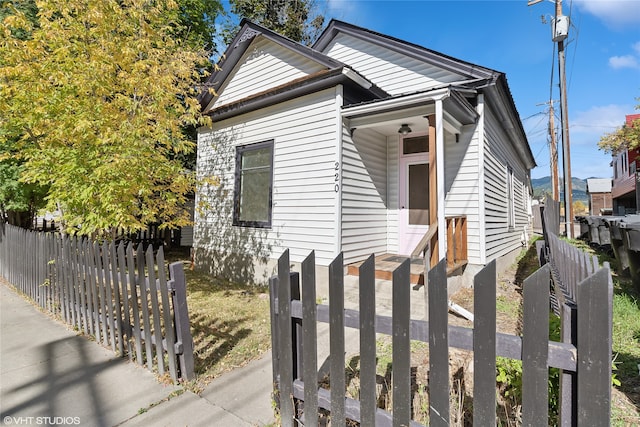 view of front of home