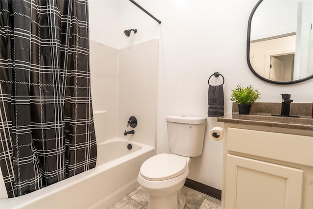 full bathroom with shower / bath combination with curtain, vanity, and toilet