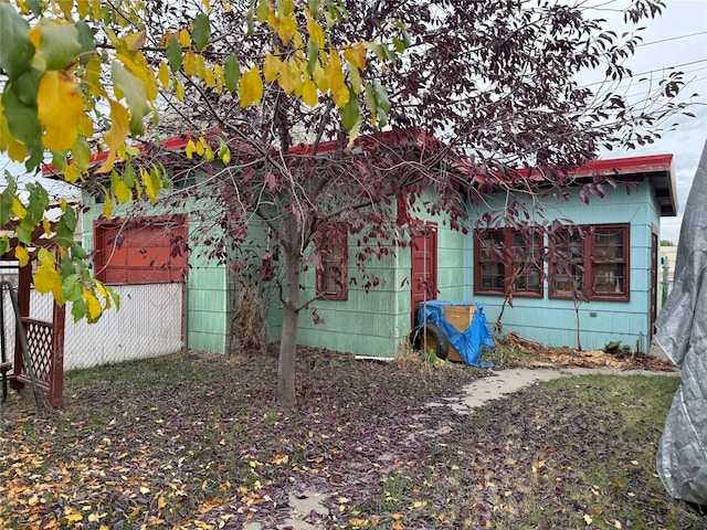 view of side of property