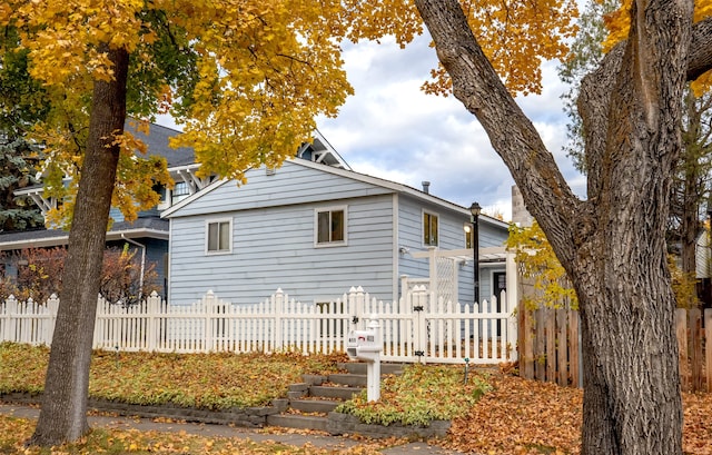 view of front of home