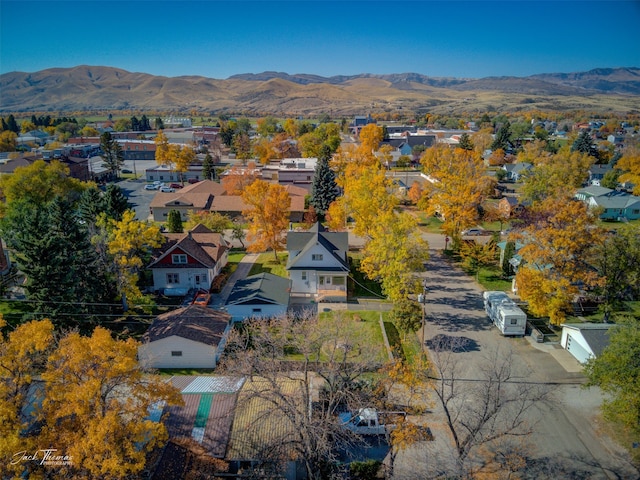 bird's eye view with a mountain view