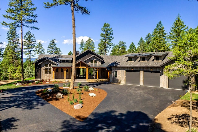 view of front of house featuring a garage