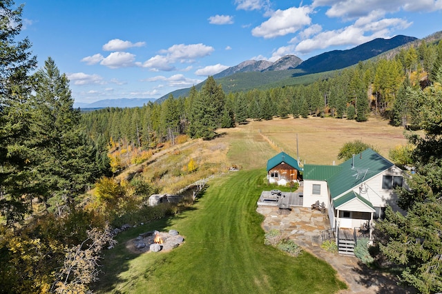 bird's eye view with a mountain view